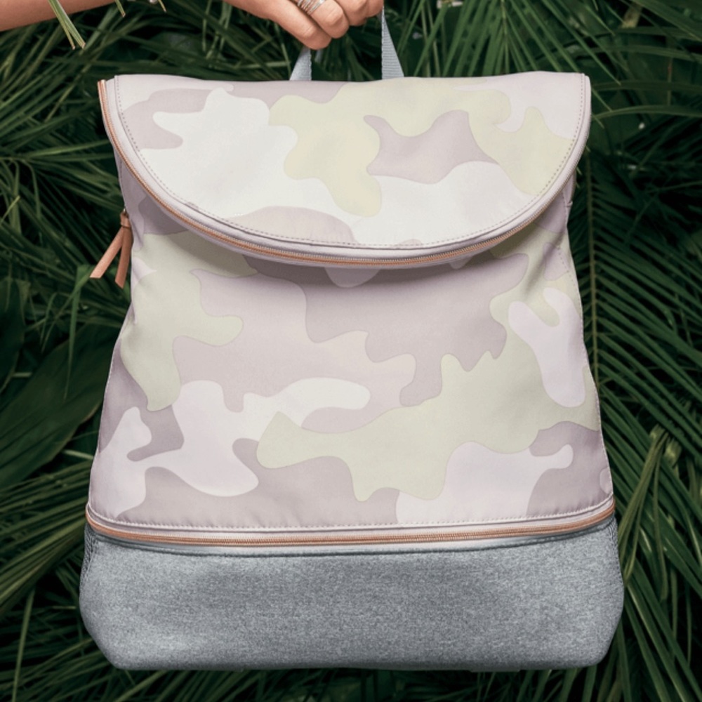 Stella & Dot Blush Camo Crush It Backpack